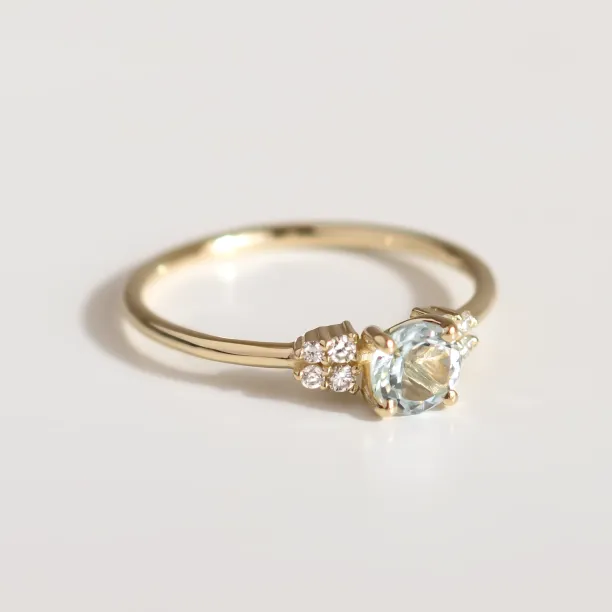 Dainty round aquamarine ring gold AZZURRO Image