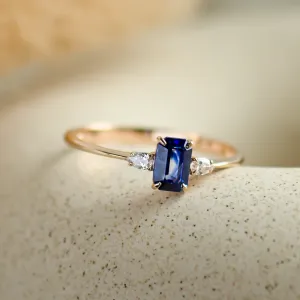 Elegant emerald sapphire and pear diamond ring LEILANI Thumbnail