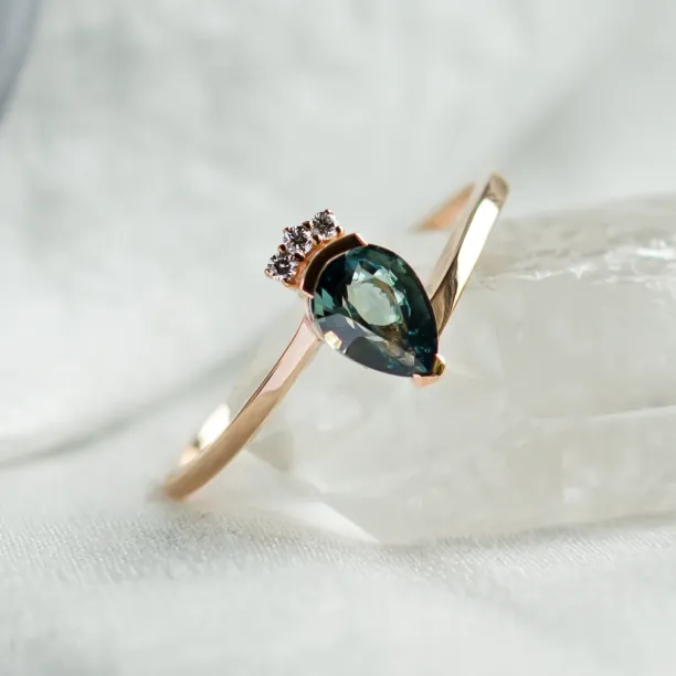 Unique ring with teal sapphire and diamonds LEAH Image