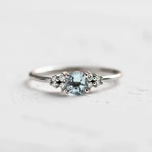 Dainty round aquamarine ring gold AZZURRO