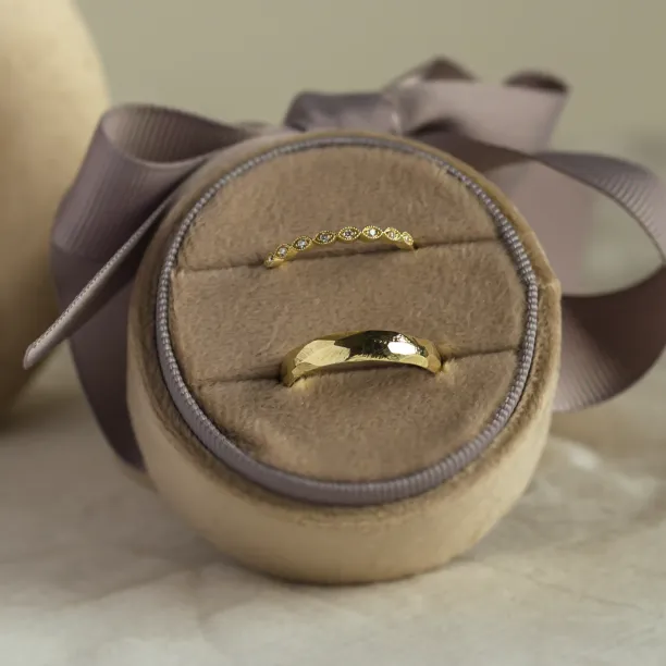 Netradiční snubní prsteny s diamanty DARLING Image