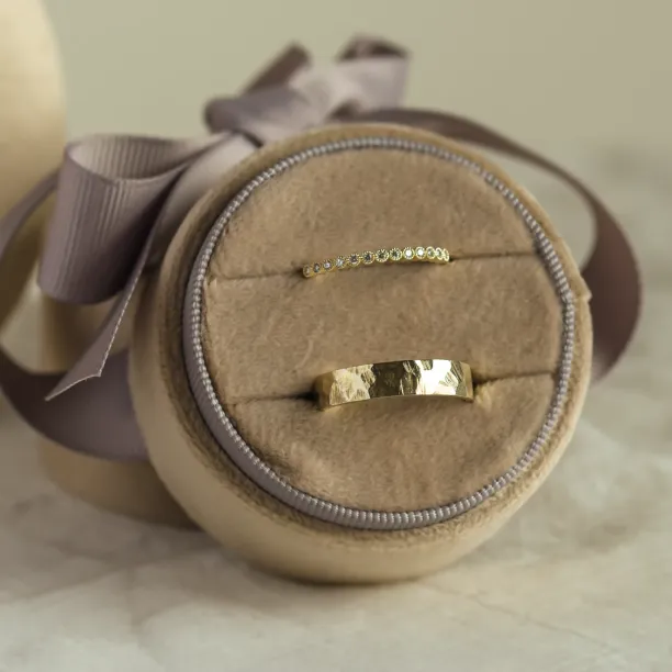 Originální snubní prsteny s diamanty PAIR Image