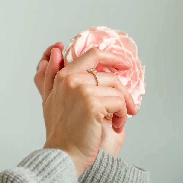 Zakroucený originální prsten s marquise moissanitem DAHLIA Image