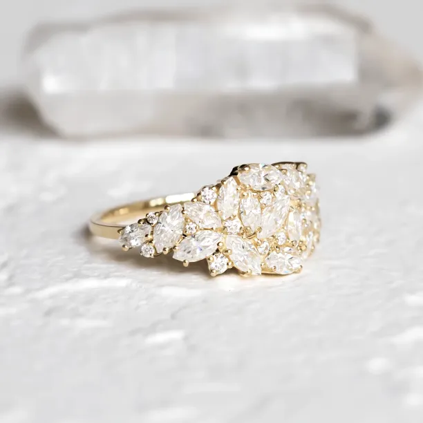 Luxury moissanite cluster ring VALENTINA Image