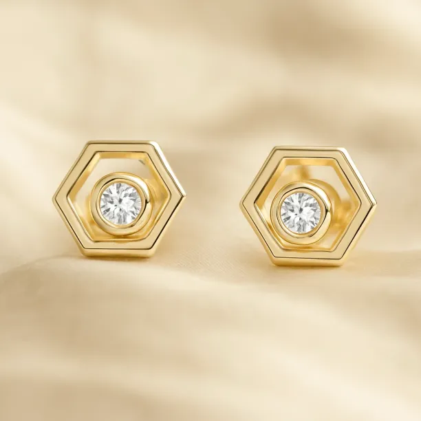 Zlaté náušnice ve tvaru hexagonu s vyměnitelným drahokamem SAM Image