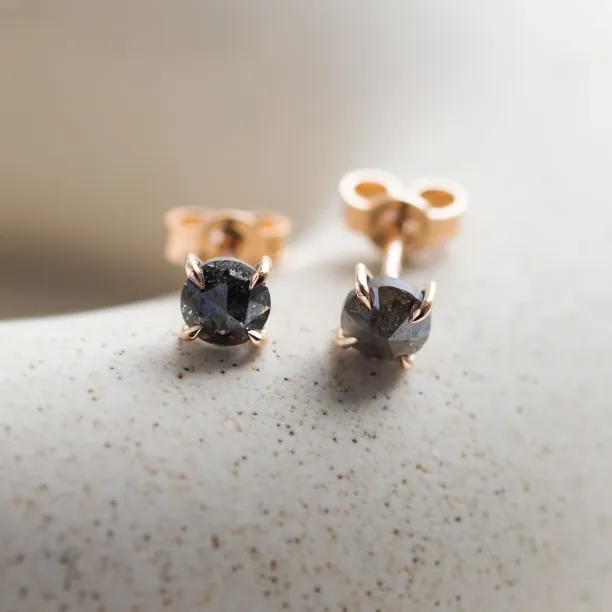 Salt and pepper diamond earrings SUZETTE Image