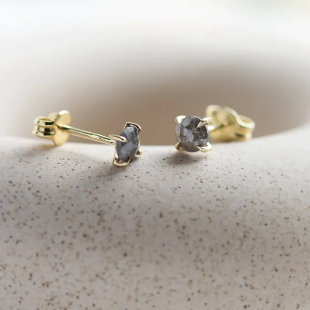 Salt and pepper diamond earrings SUZETTE Image