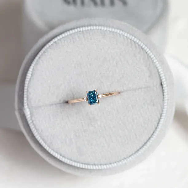 Elegantní prsten s lab grown diamanty ARCTIS Image