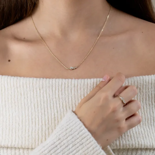 Lab-grown diamond cluster necklace KLAREEN Image