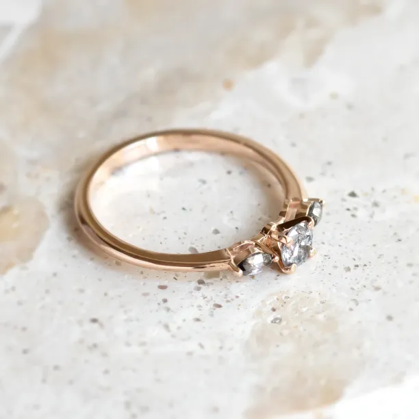 Zásnubní prsten se salt and pepper diamanty RINA Image