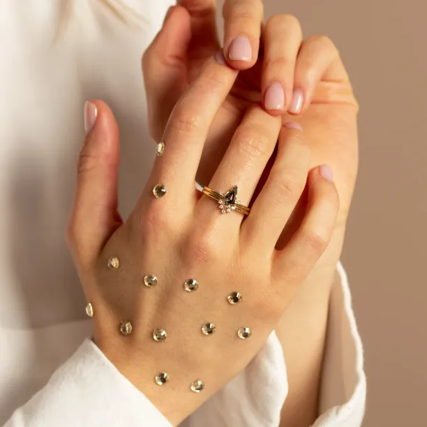 Salt and pepper diamond and classic diamond ring set DIVINITY Image