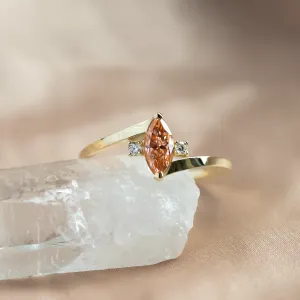 Zlatý prsten s oranžovým a bílými lab grown diamanty PESCA Thumbnail