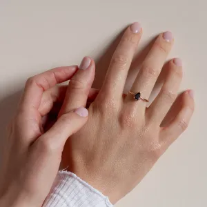 Minimalistický prsten se zeleným laboratorním diamantem ALESSA Thumbnail