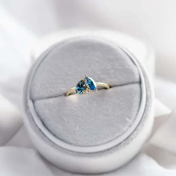 Toi et moi prsten s laboratorními diamanty CARMELA Image