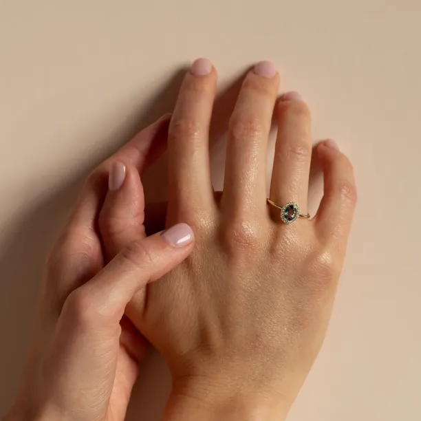 Luxusní zásnubní prsten s modrozeleným safírem a diamanty ZARITA Image