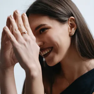 Lab-grown diamantové náušnice s vyměnitelnými drahokamy KYLE Thumbnail