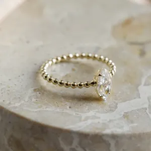 Elegantní zásnubní prsten s markýz moissanitem a obroučkou z kuliček BRYCE Thumbnail