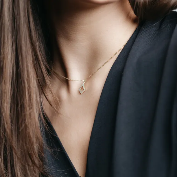 Gold necklace with lab-grown diamond kite pendant HEATHER Image