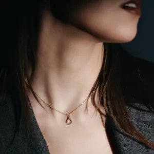 Gold necklace with lab-grown diamond kite pendant HEATHER Thumbnail