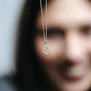 Gold necklace with lab-grown diamond kite pendant HEATHER Thumbnail