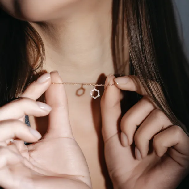 Elegant hexagon lab-grown diamond necklace MARION Image