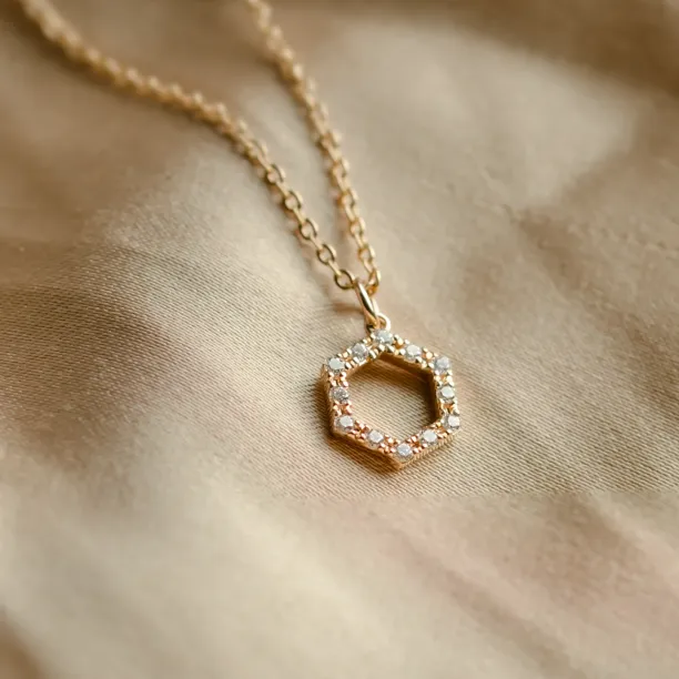 Elegant hexagon lab-grown diamond necklace MARION Image