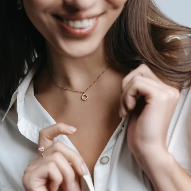 Circle lab-grown diamond necklace REESE Image