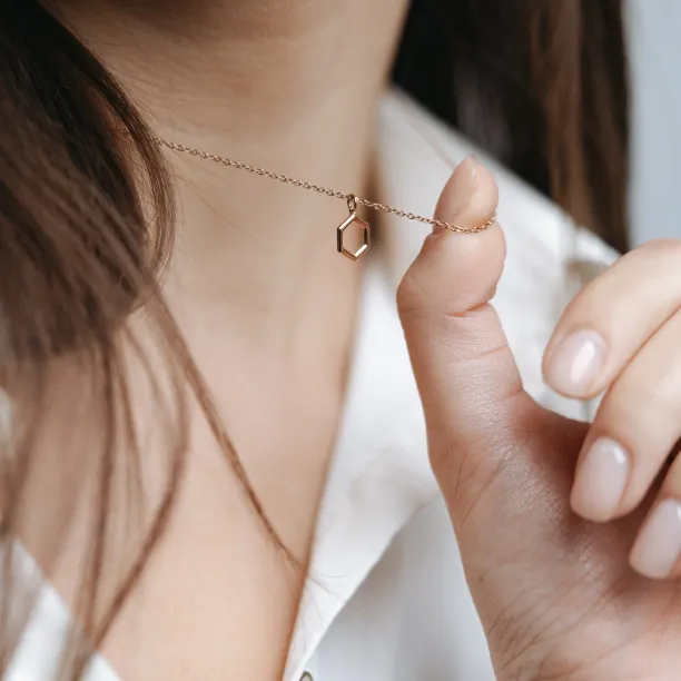 Gold hexagon necklace MEGAN Image