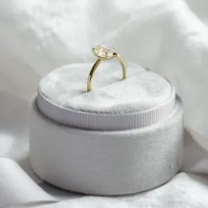 Zásnubní prsten s moissanitem ve tvaru hexagonu CATELYN Thumbnail