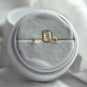 Emerald shape salt and pepper diamond ring LUCIA Thumbnail