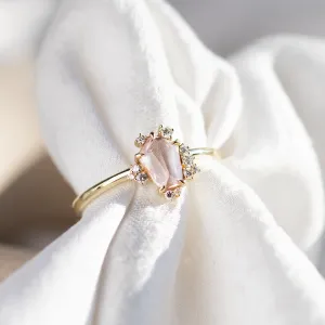 Light pink sapphire engagement ring MEREDITH Thumbnail