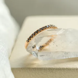 Half eternity salt and pepper diamond ring DORA Thumbnail