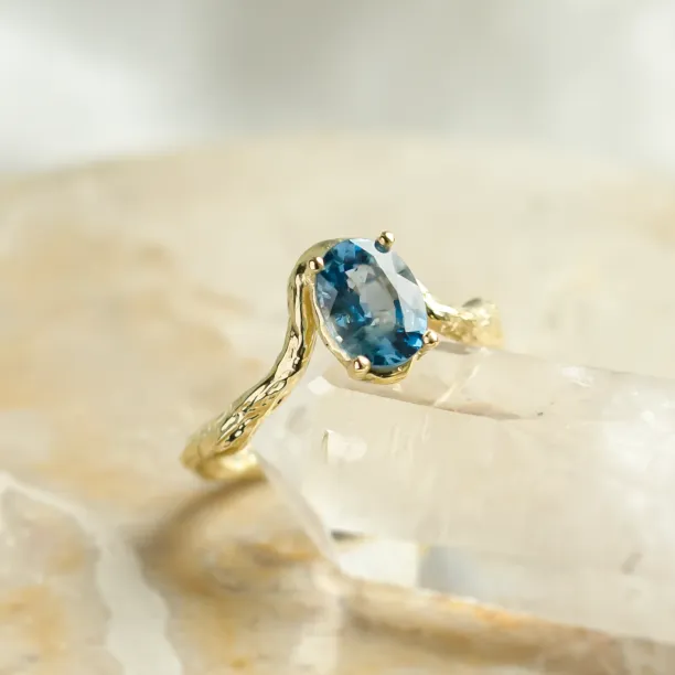 Unique oval blue sapphire ring KIARA Image