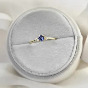 Gold ring with tanzanite and natural diamonds MONNYS Thumbnail