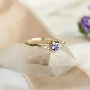 Gold ring with tanzanite and natural diamonds MONNYS Thumbnail
