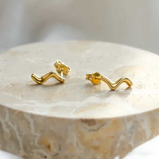 Minimalist gold earrings waves MIGNON Image