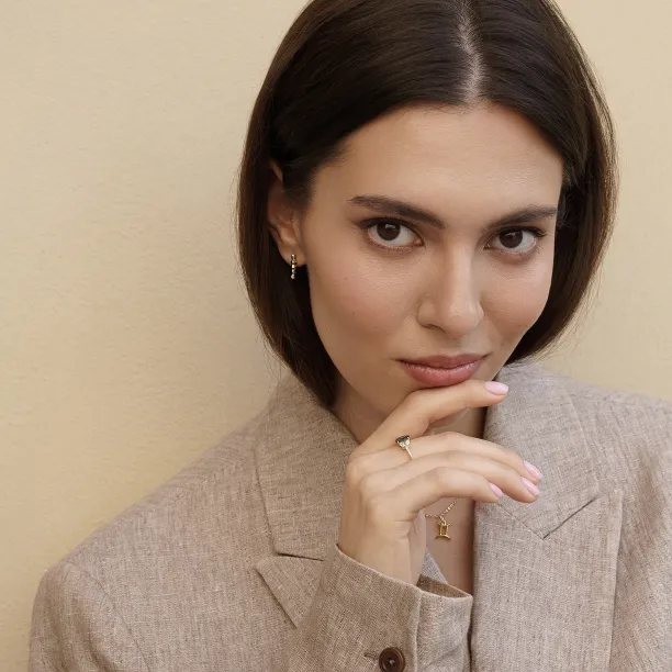 Minimalistické zlaté náušnice s diamanty CHANTAL Image