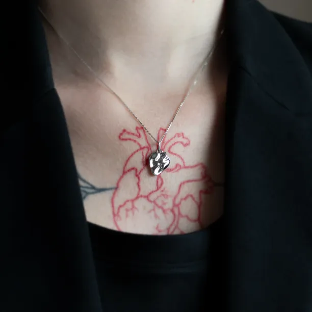 Original heartshaped necklace MARGUERITE Image