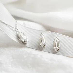 Moissanite jewellery set SERAPHINA Thumbnail
