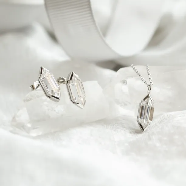 Geometric moissanite earrings SERENA Image