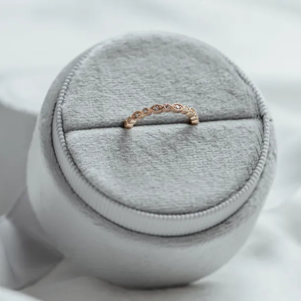 Vintage eternity prsten s laboratorními diamanty RIGA Image