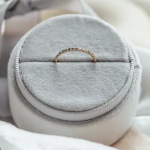 Zlatý eternity prsten se salt and pepper diamanty DOROTHY Thumbnail