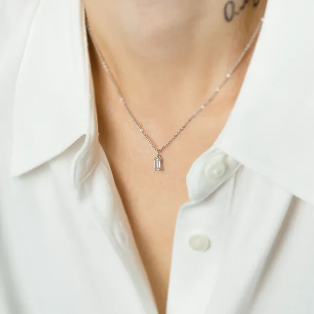 Zlatý přívěsek s laboratorním diamantem ARRIA Image