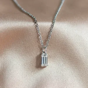 Zlatý přívěsek s laboratorním diamantem ARRIA