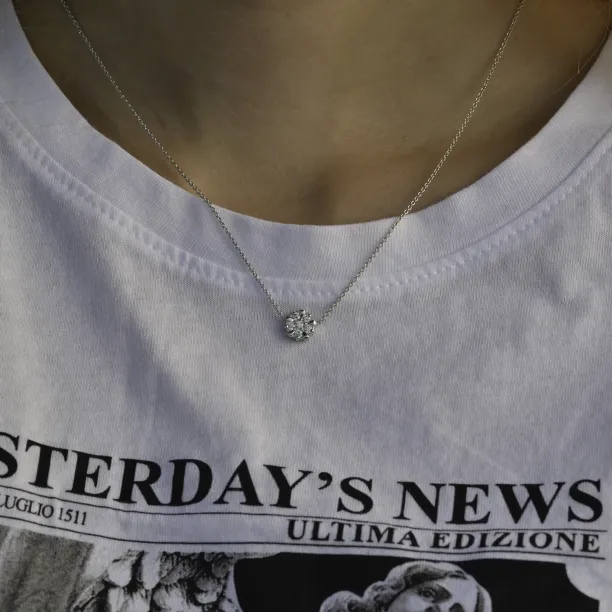 Zlatý přívěsek talisman s laboratorními diamanty ASYL Image