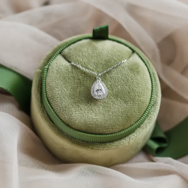 Zlatý halo přívěsek s lab-grown diamanty GLORIA Image