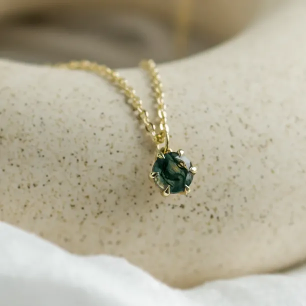 Zlatý přívěsek s mechovým achátem MEDA Image