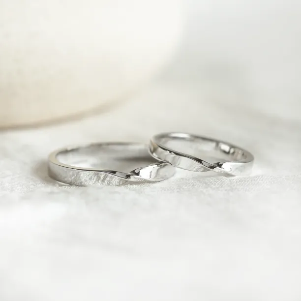 Originální snubní prsteny s propletením NAMITA Image
