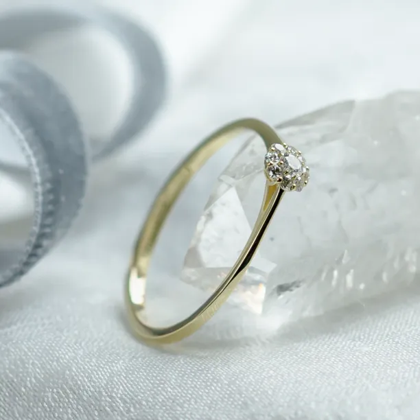 Pave diamond engagement ring CÉLINE Image