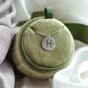 Zlatý náhrdelník se znamením AURELIA Thumbnail